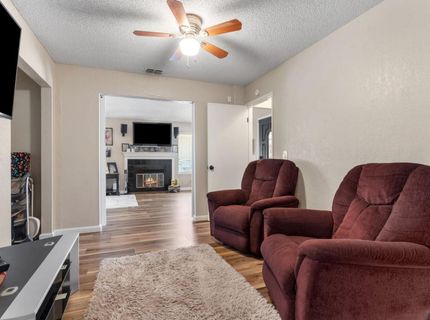 482 De Mar Dr, Sacramento, CA 95831 Photo