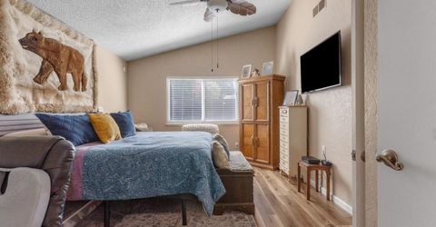 482 De Mar Dr, Sacramento, CA 95831 Photo