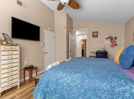 482 De Mar Dr, Sacramento, CA 95831 Photo