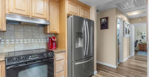 482 De Mar Dr, Sacramento, CA 95831 Photo