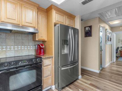 482 De Mar Dr, Sacramento, CA 95831 Photo