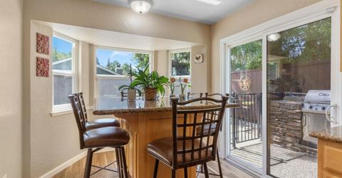 482 De Mar Dr, Sacramento, CA 95831 Photo