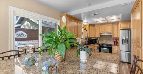 482 De Mar Dr, Sacramento, CA 95831 Photo