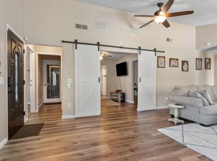 482 De Mar Dr, Sacramento, CA 95831 Photo