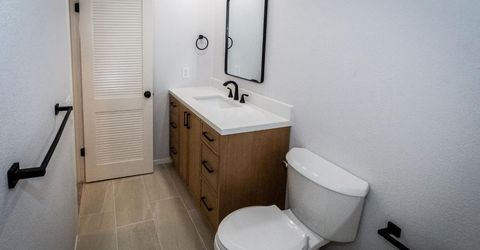 427 Wyndgate Rd, Sacramento, CA 95864 Photo