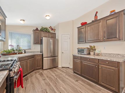 12022 Hemlock Dr, Auburn, CA 95603 Photo