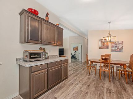 12022 Hemlock Dr, Auburn, CA 95603 Photo