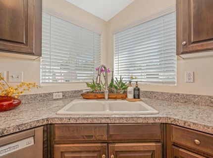 12022 Hemlock Dr, Auburn, CA 95603 Photo