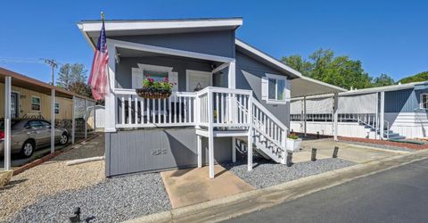 12022 Hemlock Dr, Auburn, CA 95603 Photo