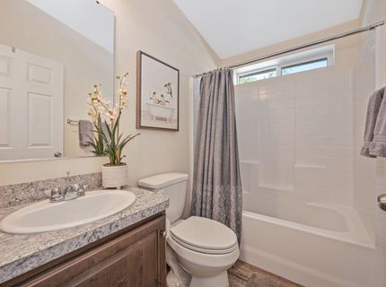 12022 Hemlock Dr, Auburn, CA 95603 Photo