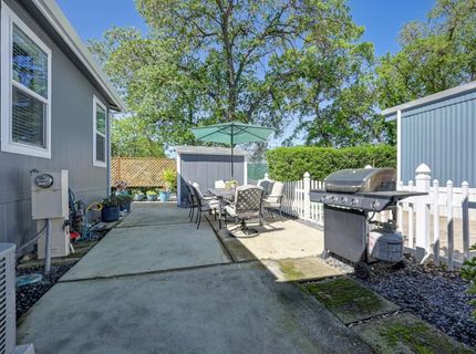 12022 Hemlock Dr, Auburn, CA 95603 Photo