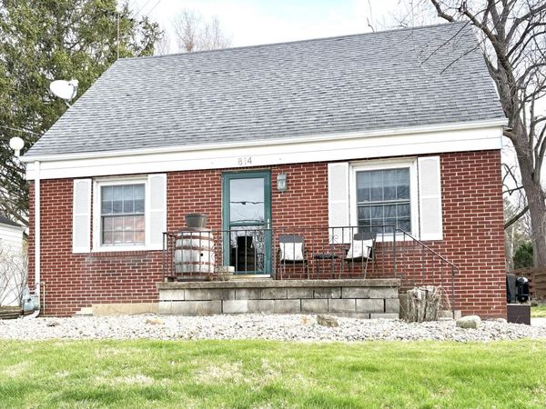 814 Campbell Street, Valparaiso, IN 46385