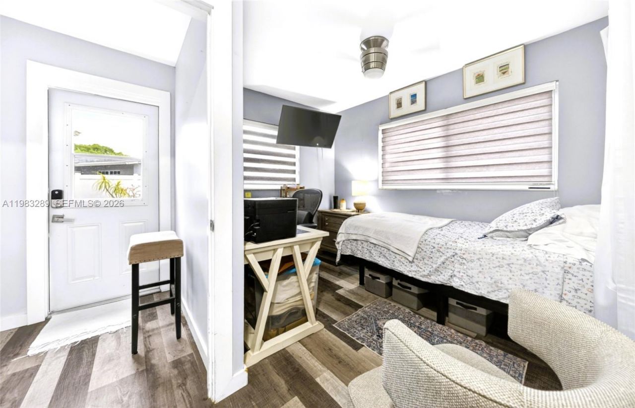 2150 SW 37th Ave, Fort Lauderdale, FL 33312 Photo