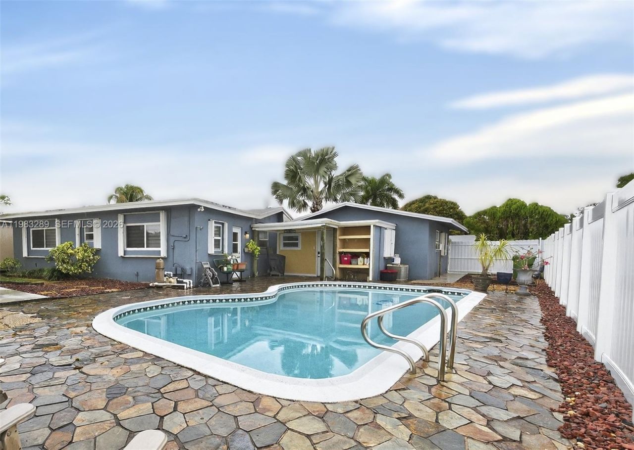 2150 SW 37th Ave, Fort Lauderdale, FL 33312 Photo