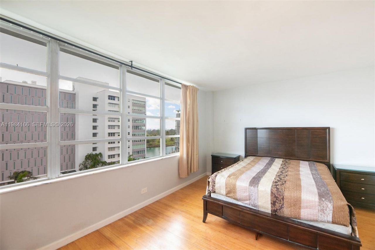 1001 91st St , Unit 701, Bay Harbor Islands, FL 33154 Photo