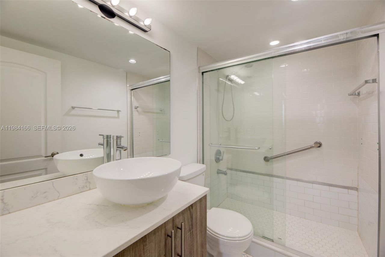 1001 91st St , Unit 701, Bay Harbor Islands, FL 33154 Photo