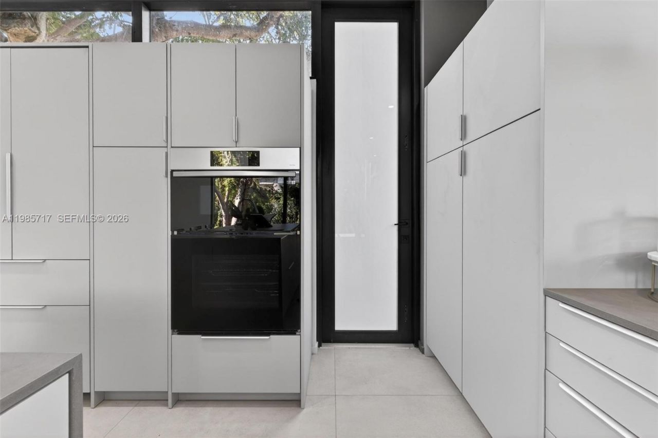 234 SW 22nd Rd , Miami, FL 33129 Photo