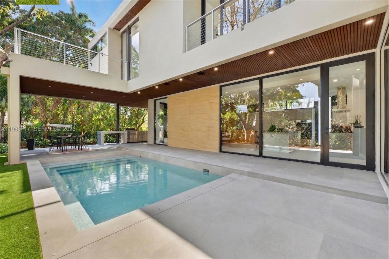 234 SW 22nd Rd , Miami, FL 33129 Photo