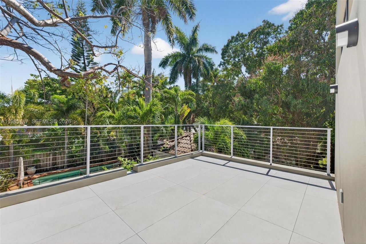 234 SW 22nd Rd , Miami, FL 33129 Photo