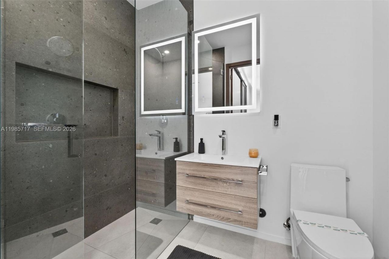 234 SW 22nd Rd , Miami, FL 33129 Photo