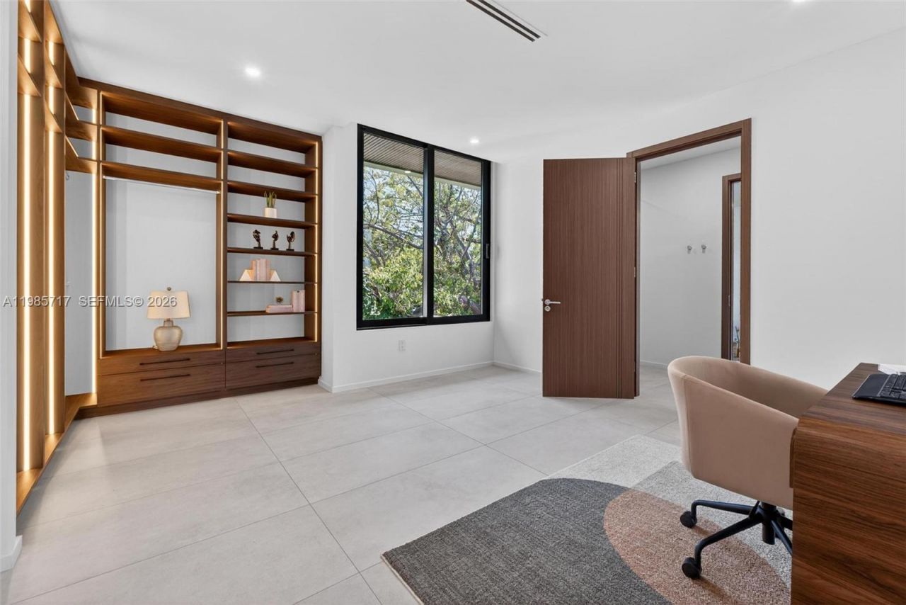 234 SW 22nd Rd , Miami, FL 33129 Photo