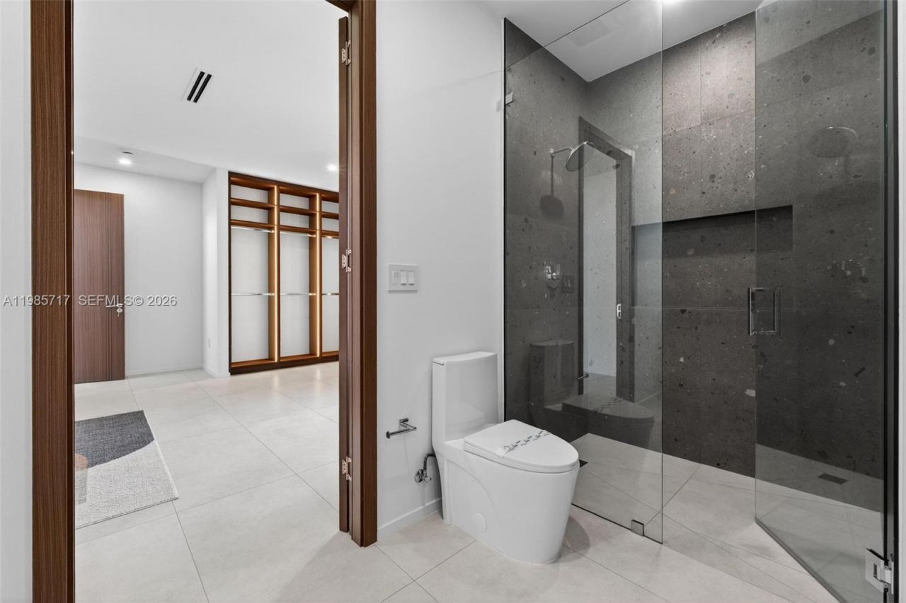 234 SW 22nd Rd , Miami, FL 33129 Photo