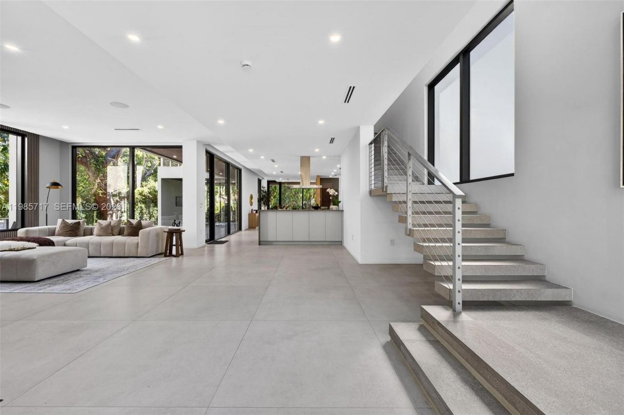 234 SW 22nd Rd , Miami, FL 33129 Photo