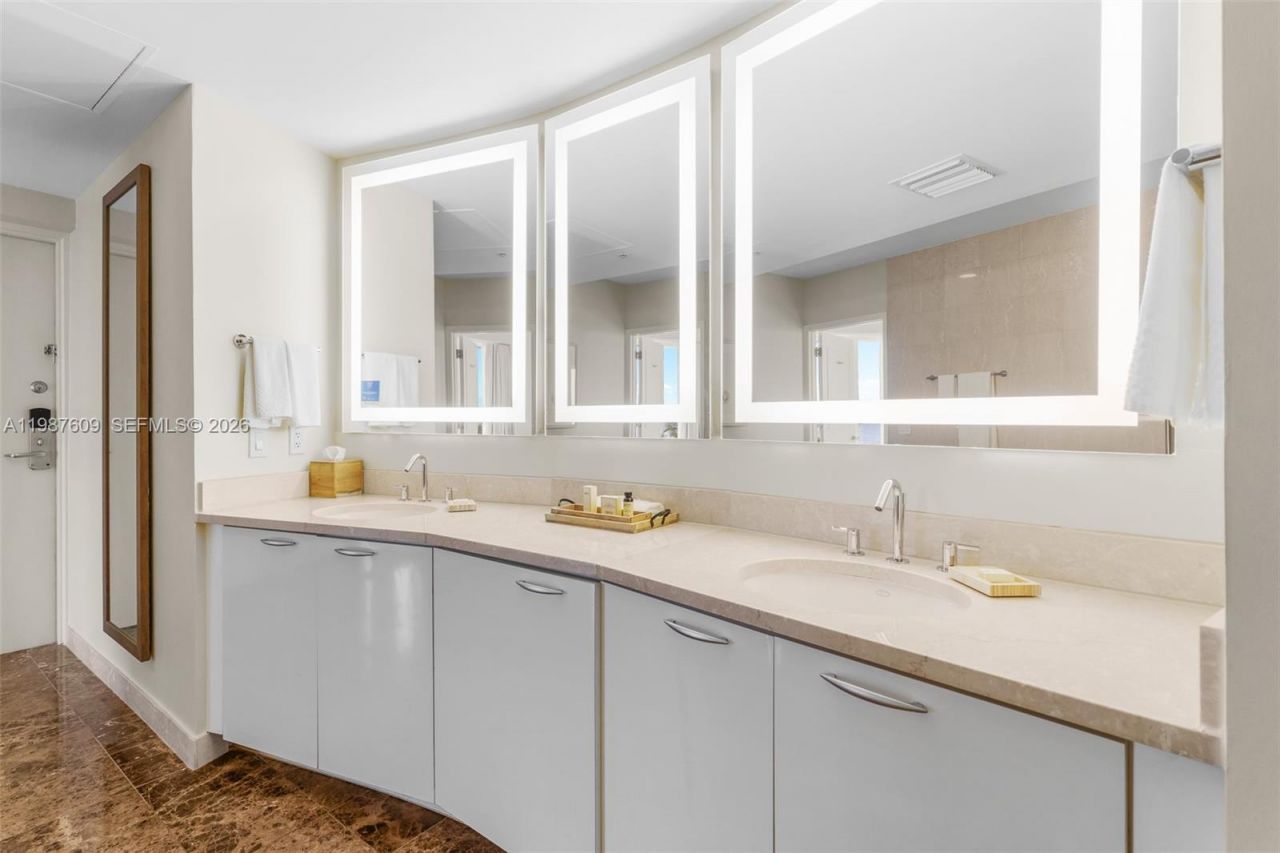 505 N Fort Lauderdale Beach Blvd, Unit 224, Fort Lauderdale, FL 33304 Photo