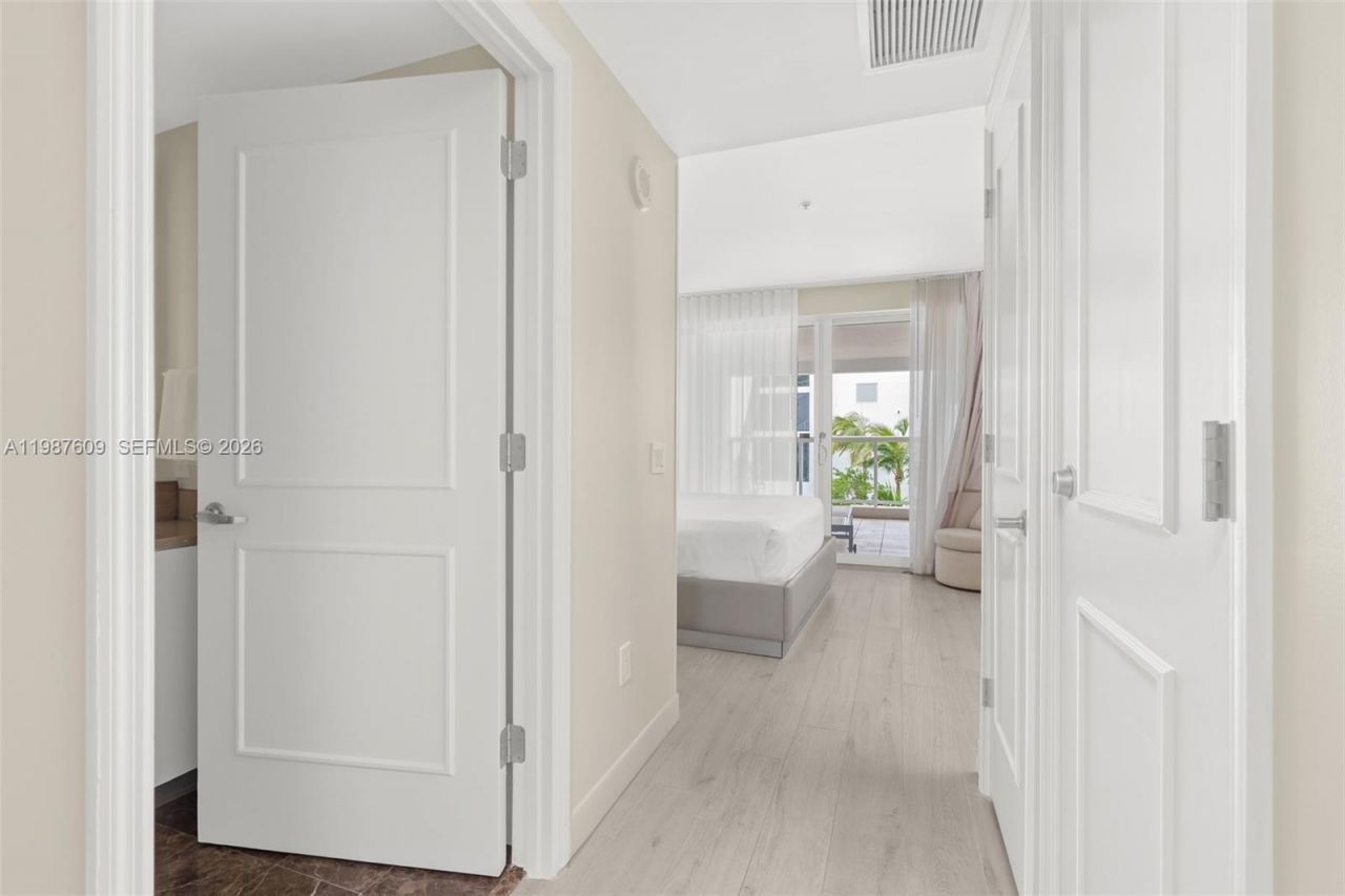 505 N Fort Lauderdale Beach Blvd, Unit 224, Fort Lauderdale, FL 33304 Photo