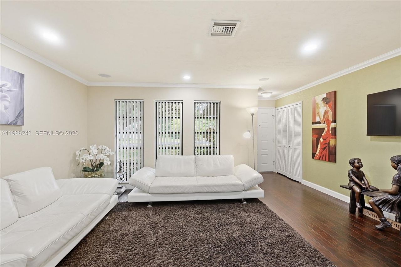 1625 Sunkist Way, Fort Myers, FL 33905 Photo