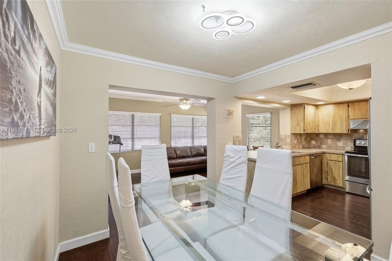 1625 Sunkist Way, Fort Myers, FL 33905 Photo