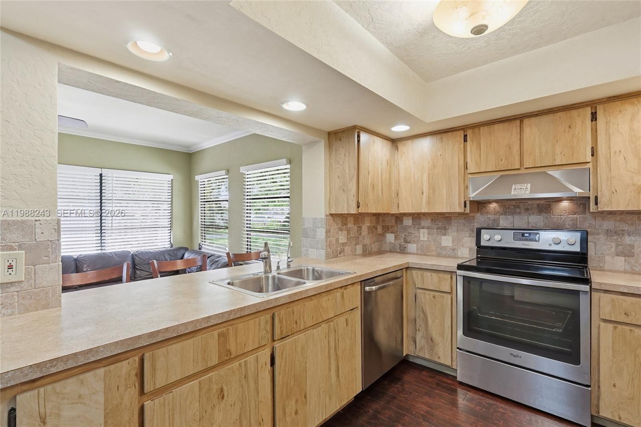 1625 Sunkist Way, Fort Myers, FL 33905 Photo