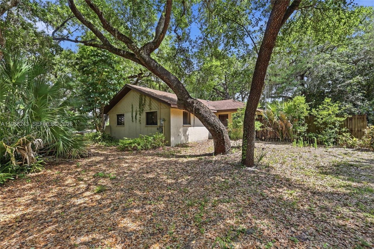 1625 Sunkist Way, Fort Myers, FL 33905 Photo