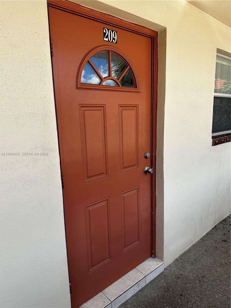 2701 E Sunrise Lakes Dr, Unit 209, Sunrise, FL 33322 Photo