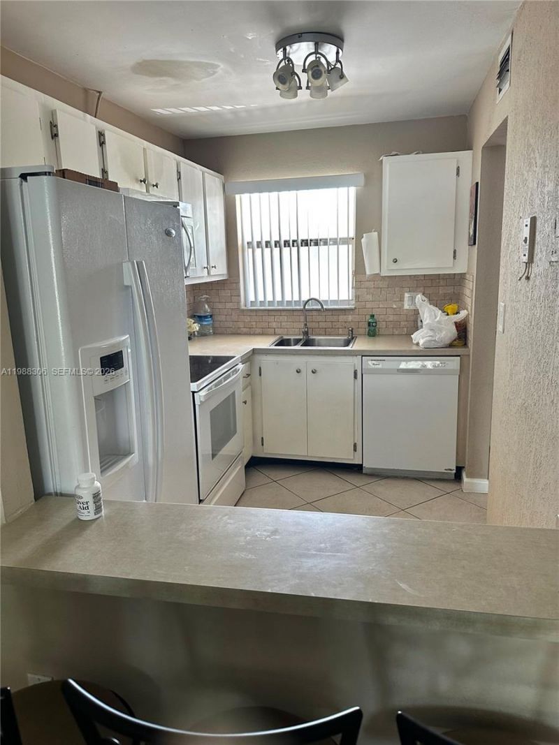 2701 E Sunrise Lakes Dr, Unit 209, Sunrise, FL 33322 Photo