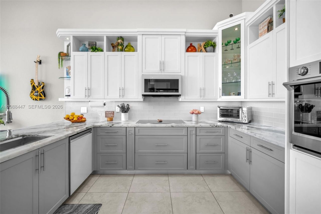 15977 SW 13th Street, Pembroke Pines, FL 33027 Photo