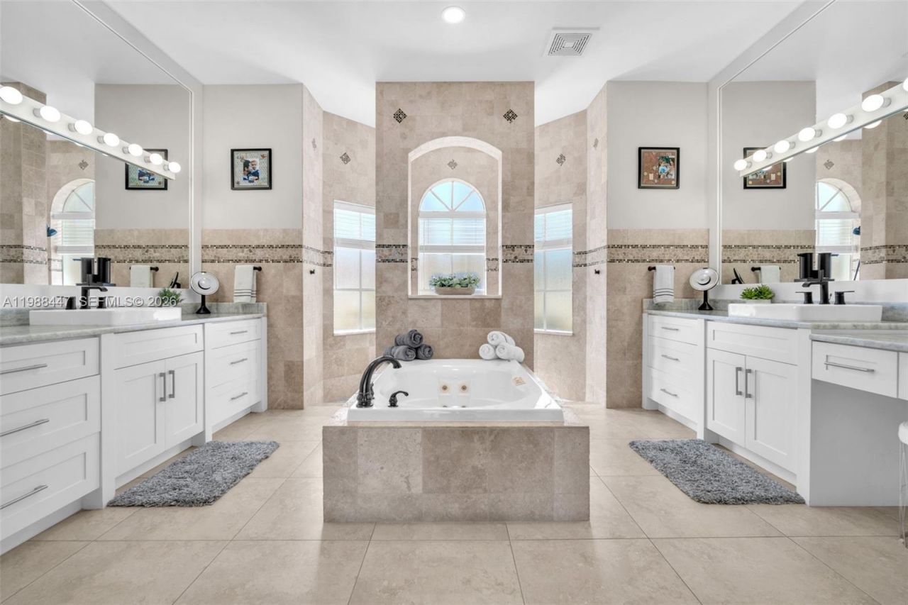 15977 SW 13th Street, Pembroke Pines, FL 33027 Photo