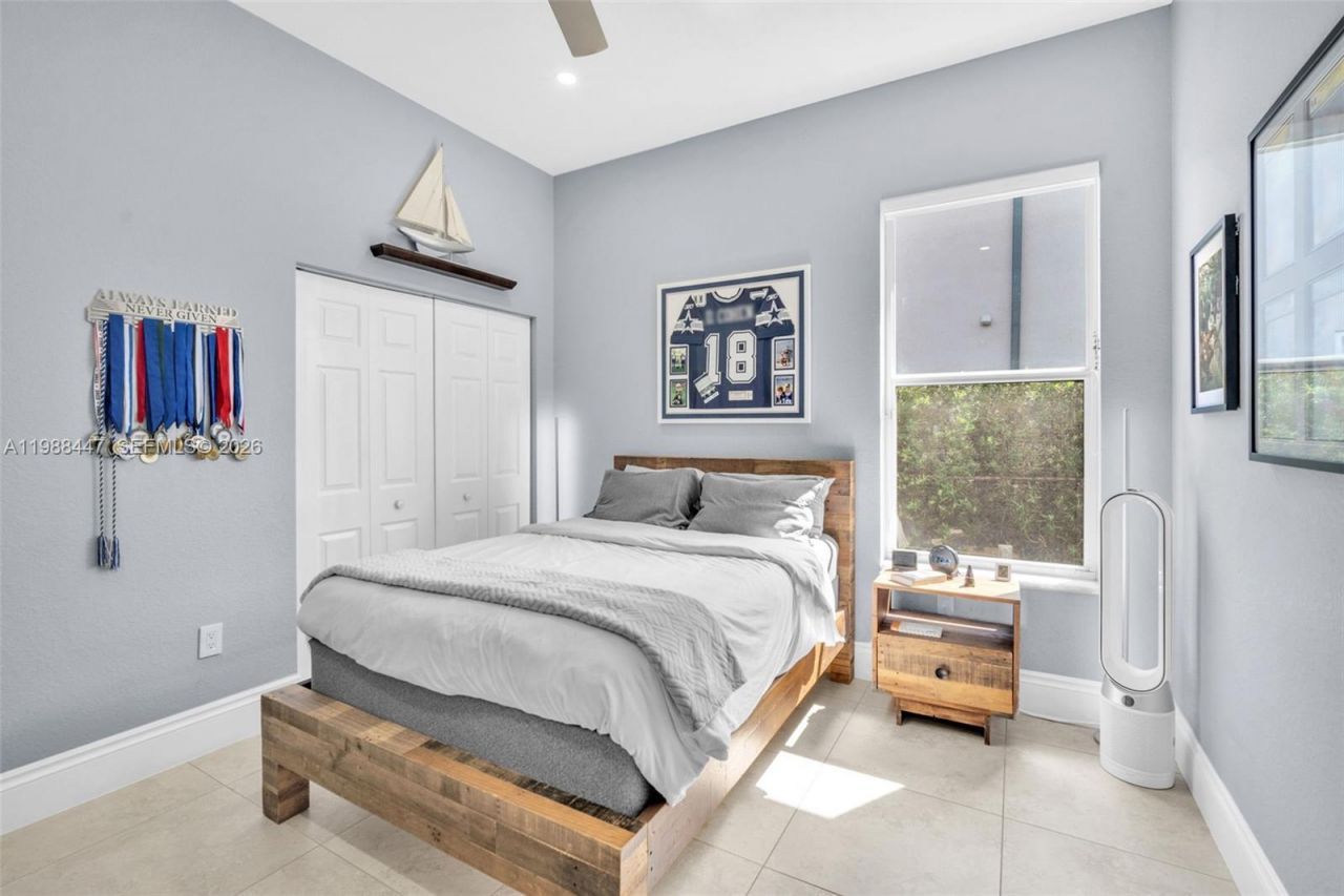 15977 SW 13th Street, Pembroke Pines, FL 33027 Photo