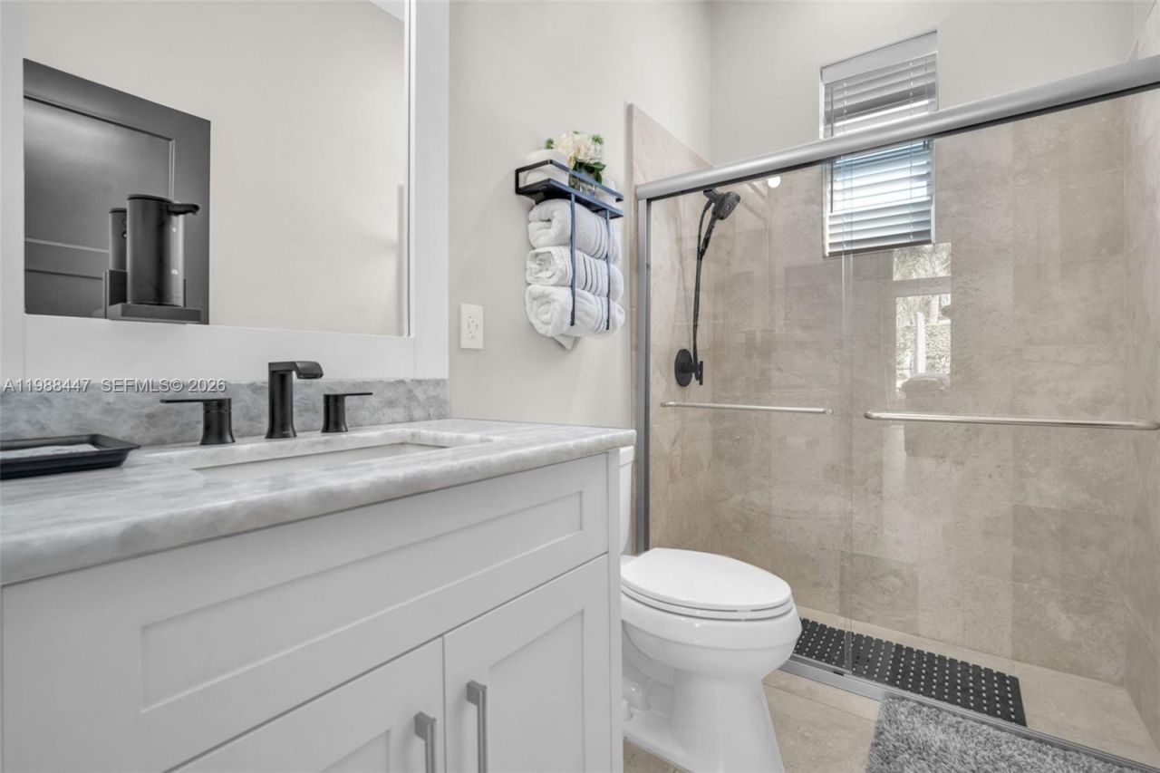 15977 SW 13th Street, Pembroke Pines, FL 33027 Photo