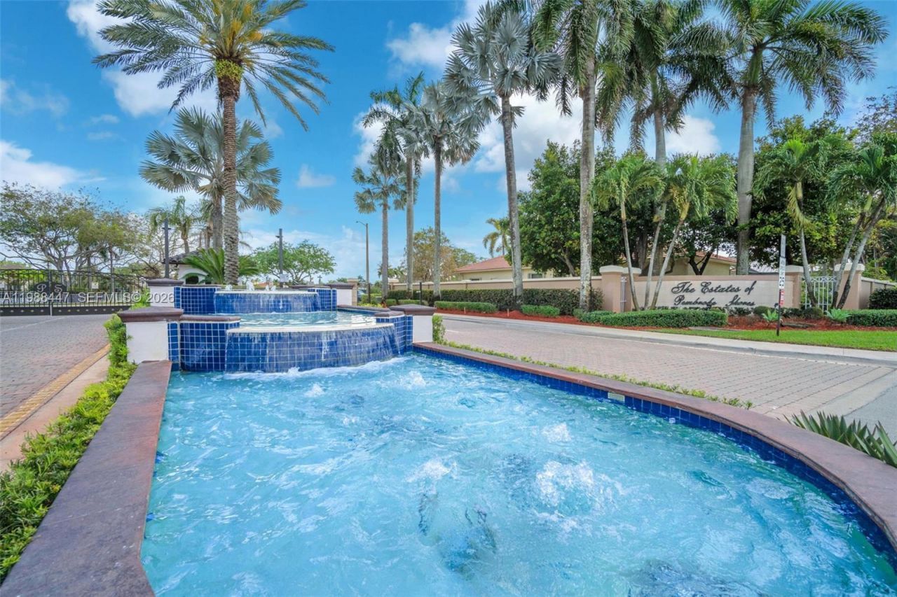 15977 SW 13th Street, Pembroke Pines, FL 33027 Photo