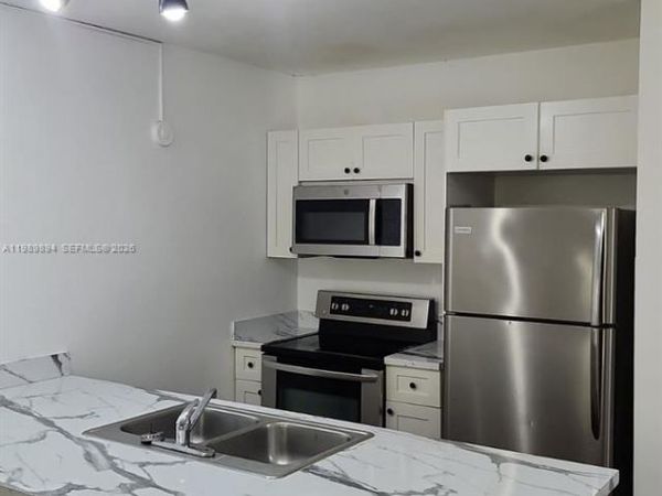 2401 Riverside Dr , Unit 510-B, Coral Springs, FL 33065