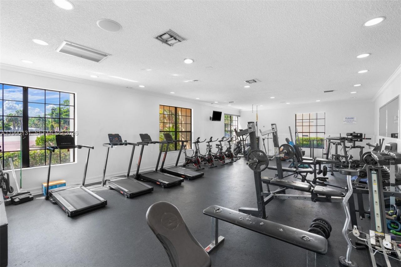 5761 Riverside Dr , Unit 304B4, Coral Springs, FL 33067 Photo