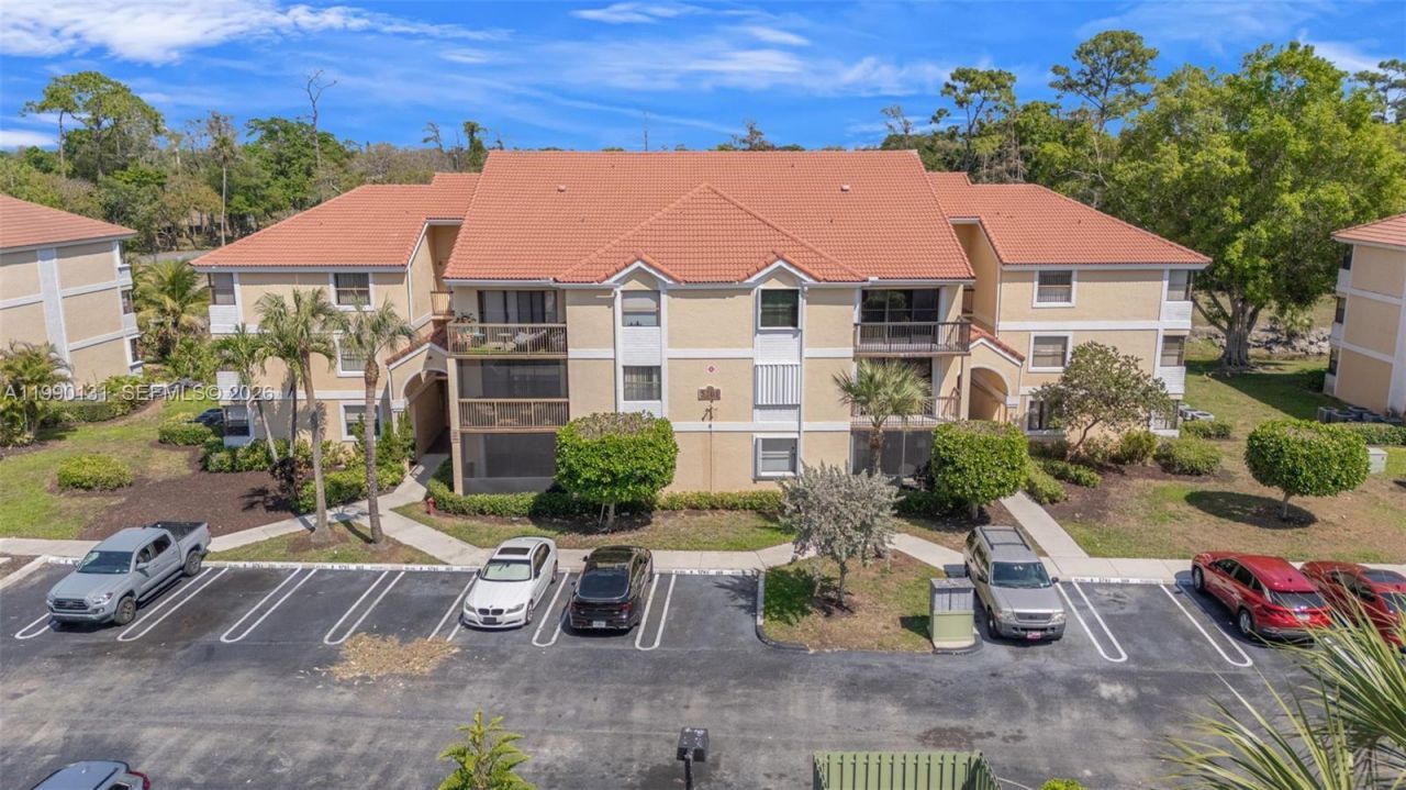 5761 Riverside Dr , Unit 304B4, Coral Springs, FL 33067 Photo