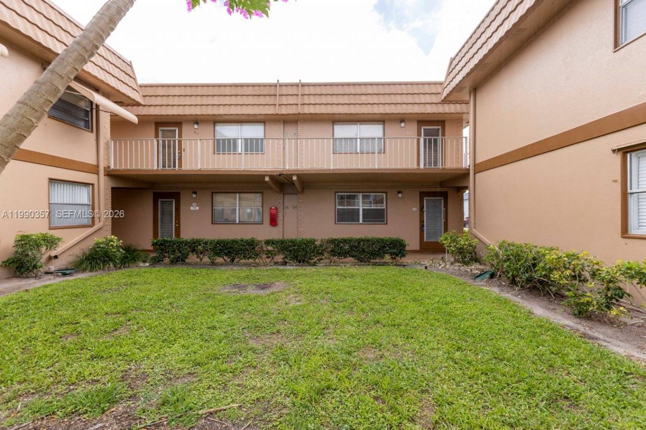 294 Brittany G , Unit 294, Delray Beach, FL 33446 Photo