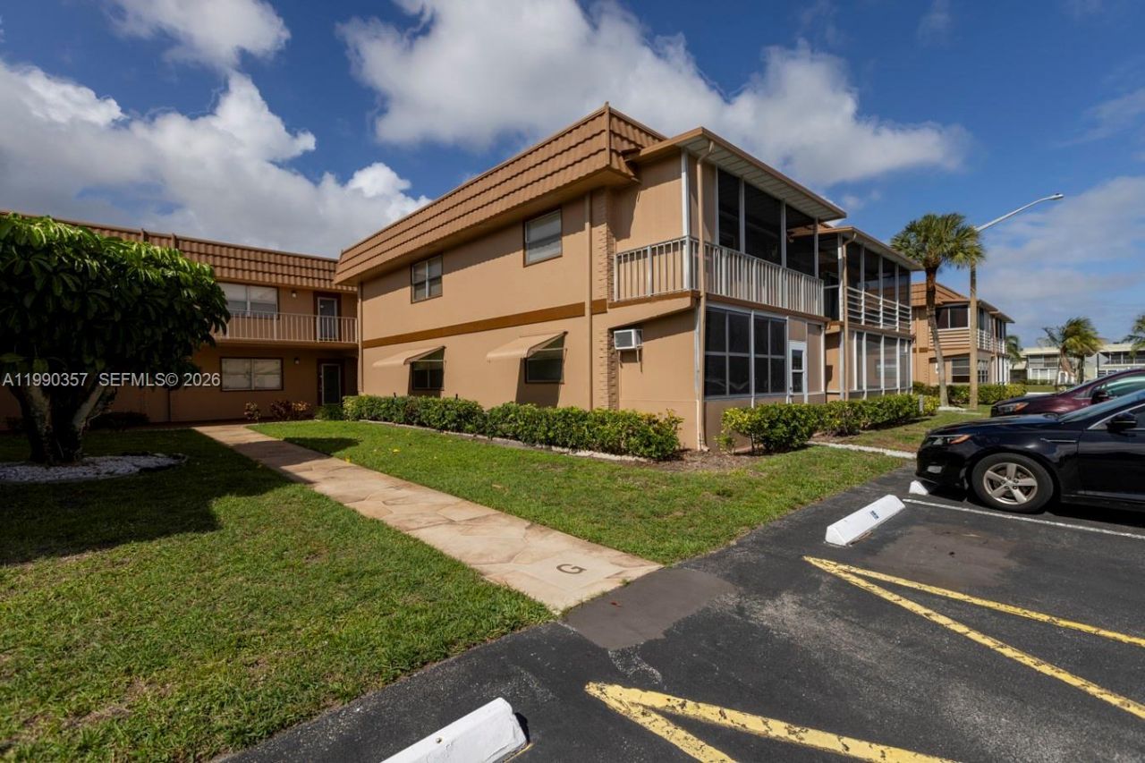 294 Brittany G , Unit 294, Delray Beach, FL 33446 Photo