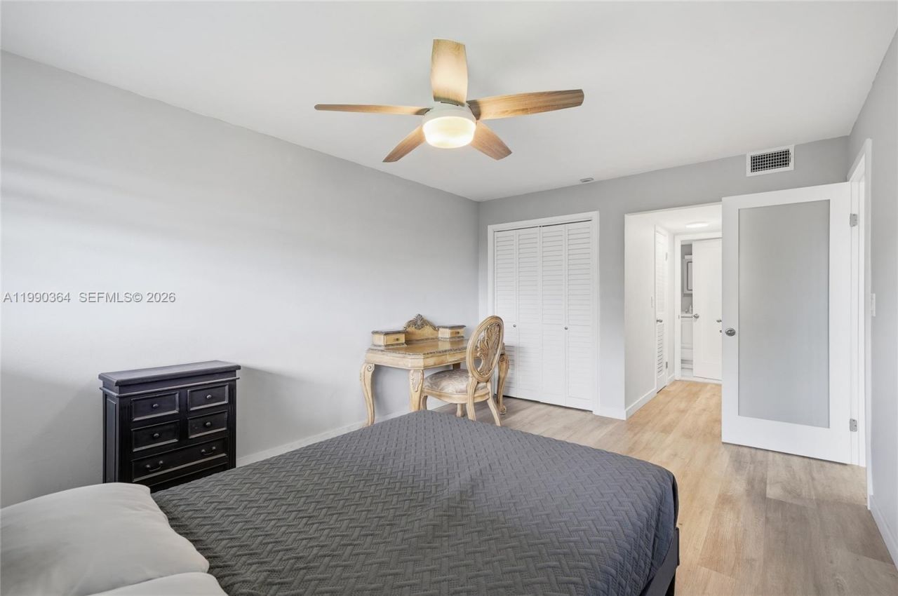 1200 Hillcrest Ct , Unit 306, Hollywood, FL 33021 Photo