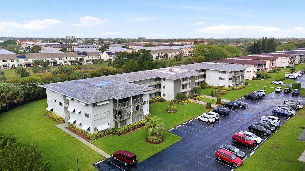 1200 Hillcrest Ct , Unit 306, Hollywood, FL 33021 Photo