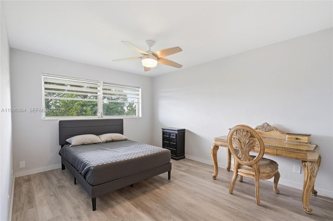 1200 Hillcrest Ct , Unit 306, Hollywood, FL 33021 Photo