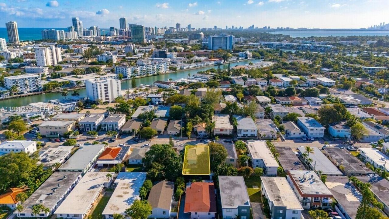 775 81st St , Miami Beach, FL 33141 Photo