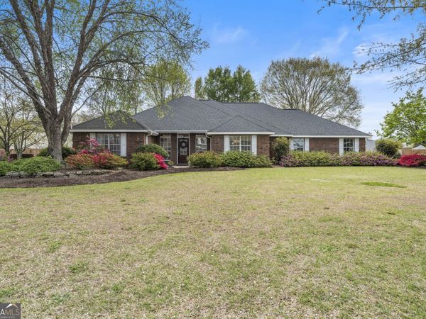 109 Ashley Court, Warner Robins, GA 31088